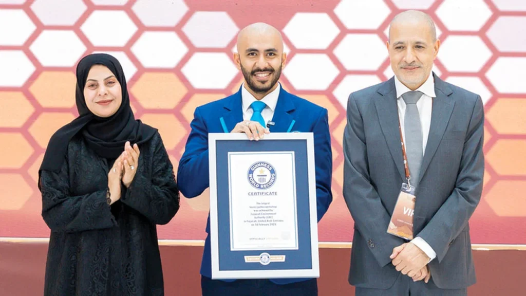 لقب عالمي جديد.. الفجيرة تدخل موسوعة غينيس بأكبر ورشة لحبوب لقاح العسل